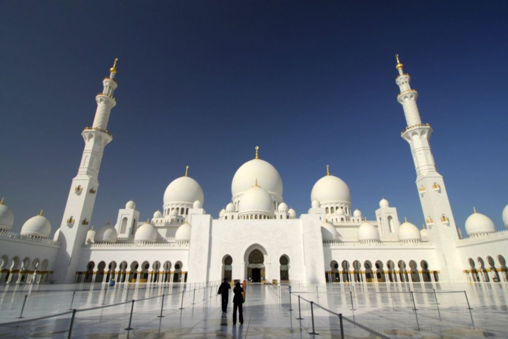 <p>Sheikh Zayed Grand Mosque</p>
