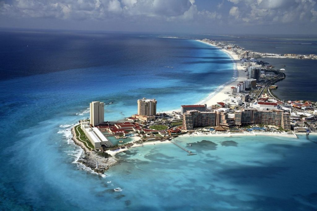 <p>Cancún</p>
