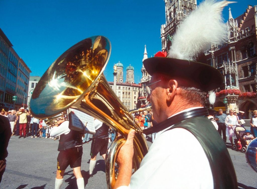 <p>Desfile na Marienplatz</p>
