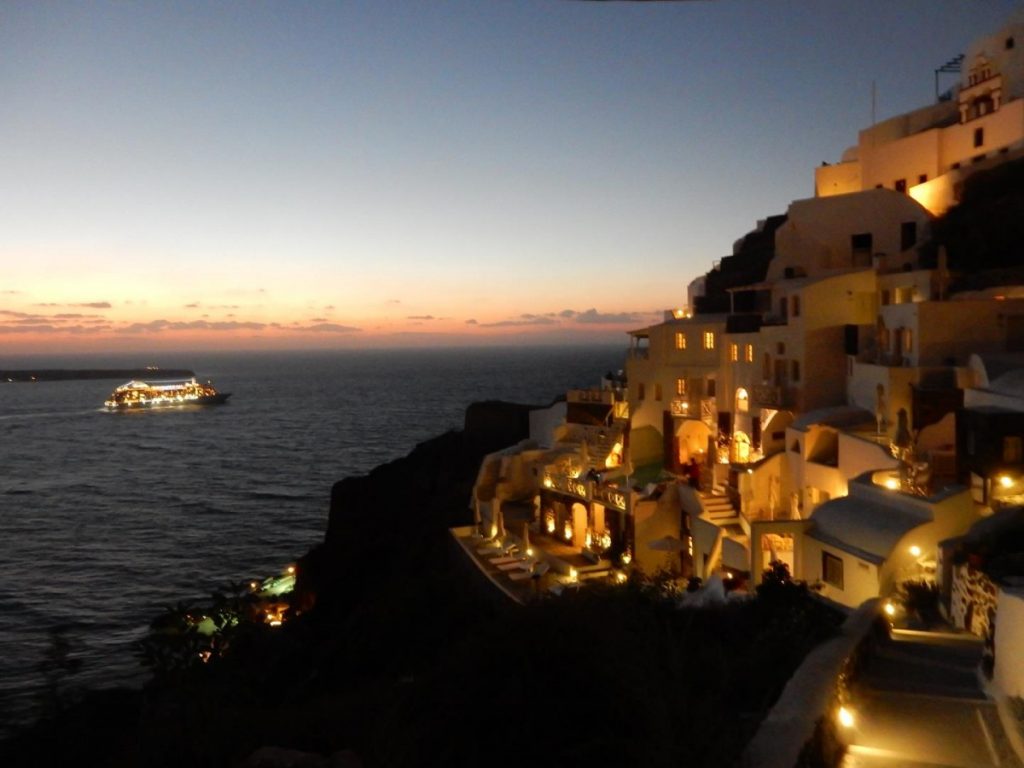 <p>Anoitecer em Oia</p>
