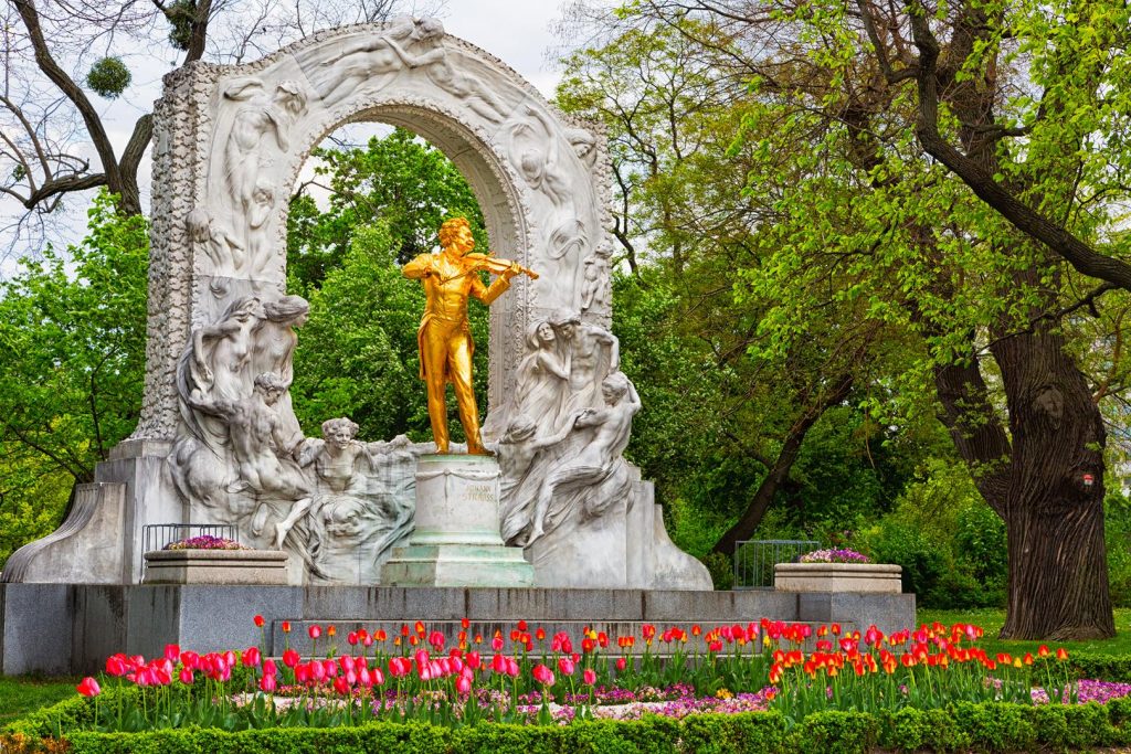 <p>Estátua de Strauss no Stadtpark</p>
