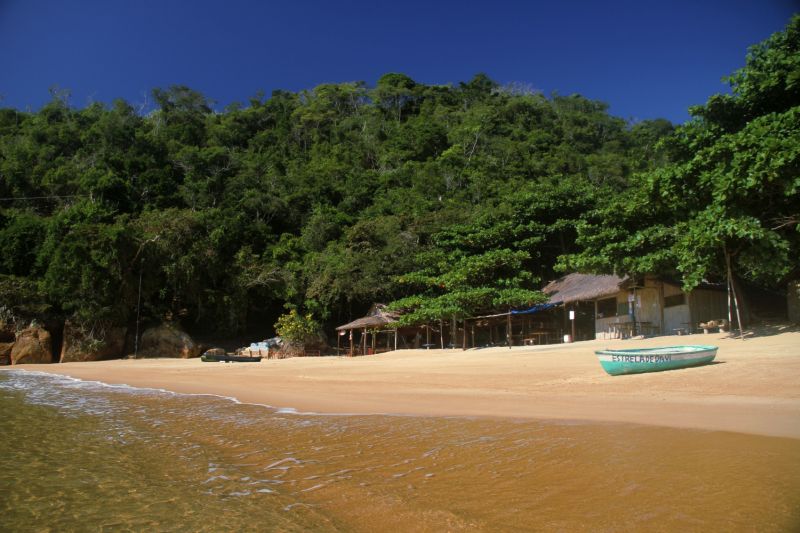 Sete praias para curtir em Paraty