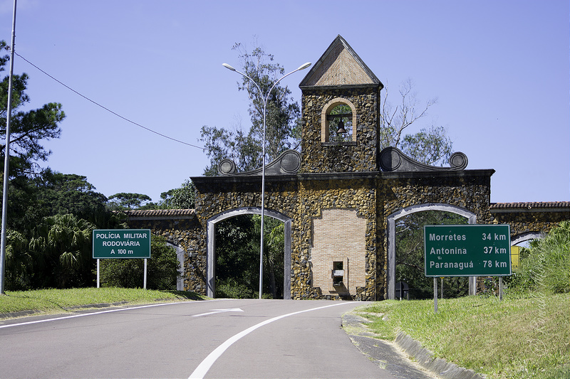 Viaje pelas estradas mais bonitas do Brasil