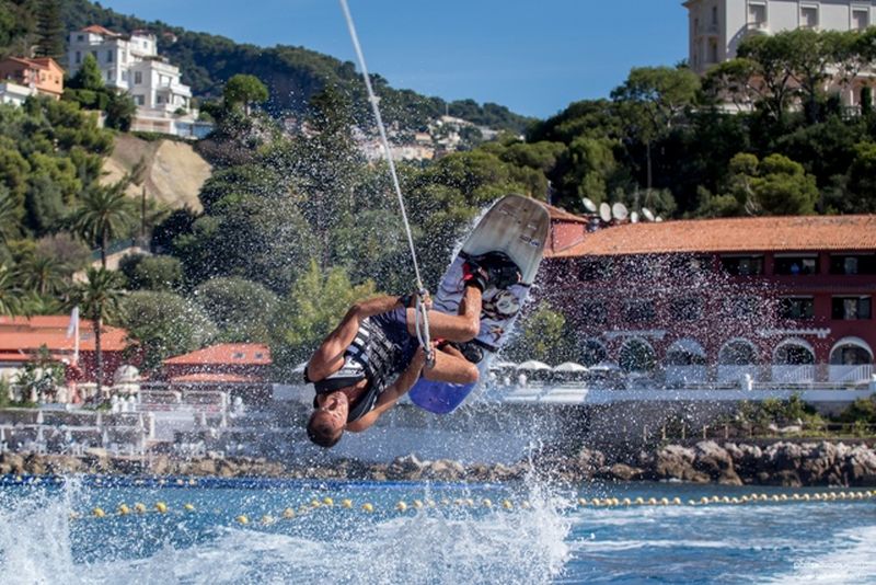 Mônaco: atividades aquáticas para se divertir no verão