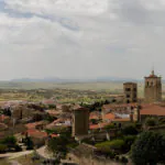 O que fazer em Trujillo, cidade histórica do Peru