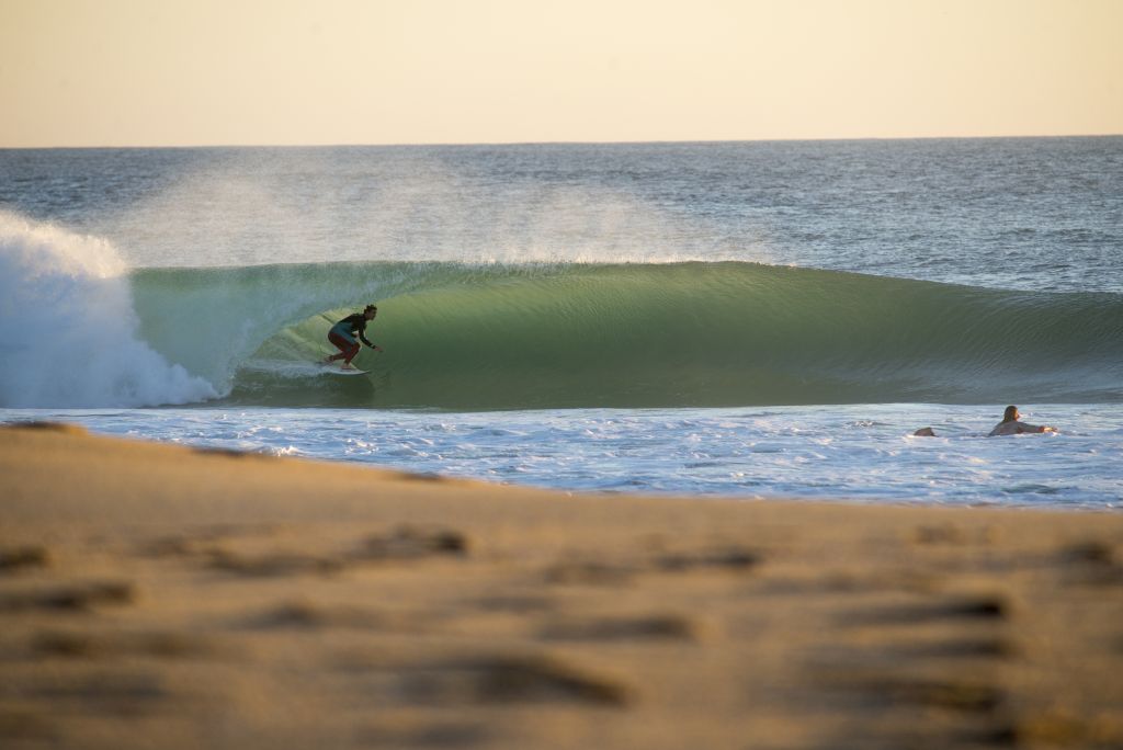 Conheça 4 praias para surfar em Portugal