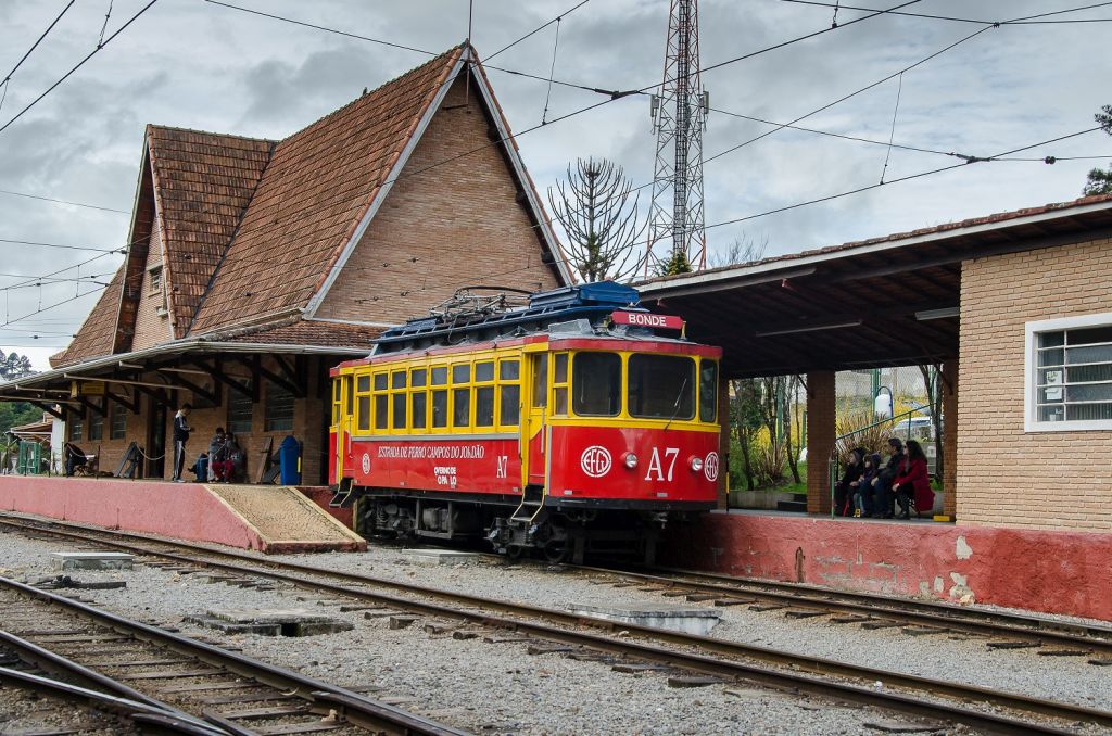 Passeios de trem no interior de SP são atrações para o feriado