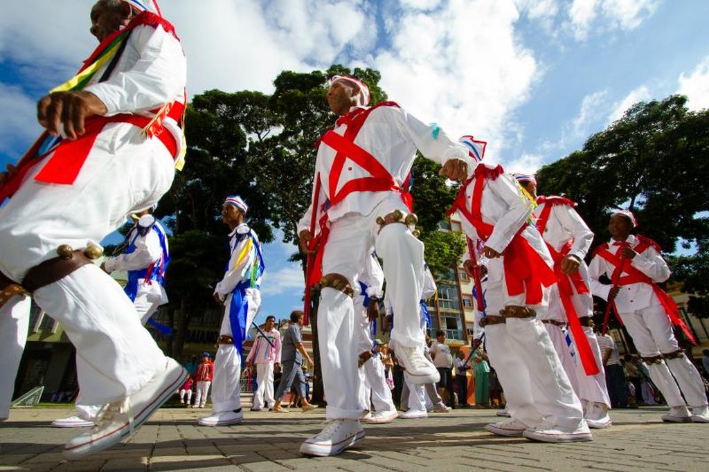 Festival cultural em São Paulo conta com dança e artesanato