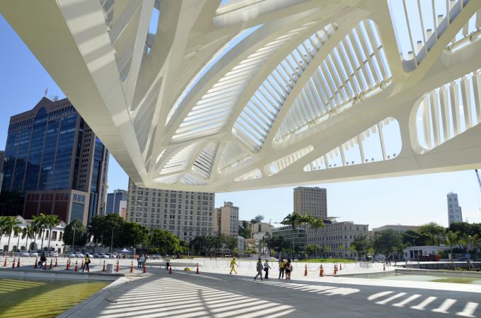 Turistas no Museu do Amanhã