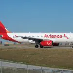 Azul anuncia intenção de compra da Avianca Brasil