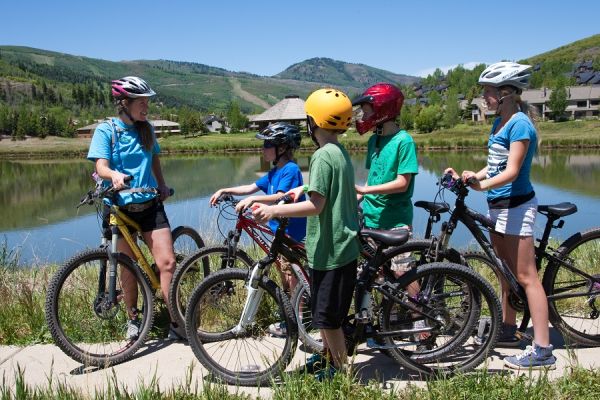 Passeio de bicicleta para aproveitar a natureza | Divulgação 