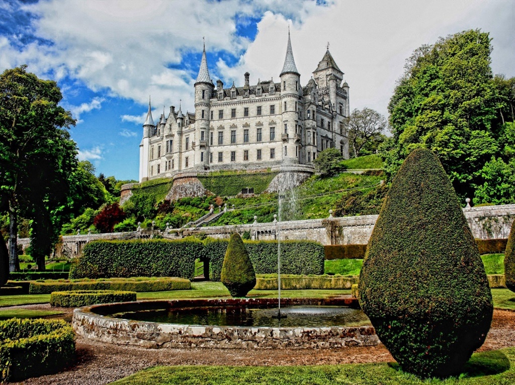 Os 40 castelos e palácios mais lindos do mundo