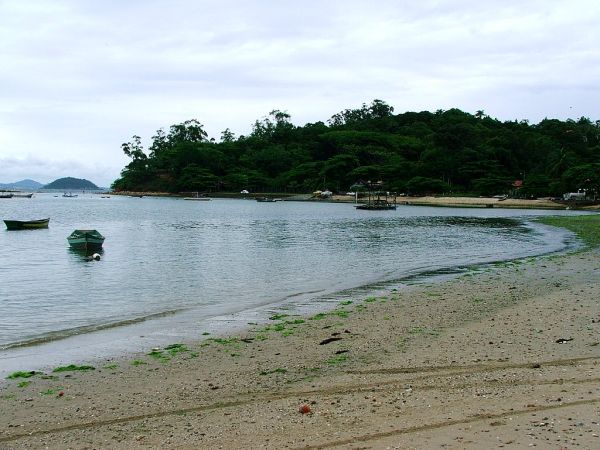 Praia em Santa Catarina | <a href="https://visualhunt.co/a2/cd138d">Hipolito Luiz</a> on <a href="https://visualhunt.com/re4/71c384c2">Visualhunt</a> / <a href="http://creativecommons.org/licenses/by-nc-nd/2.0/"> CC BY-NC-ND</a>