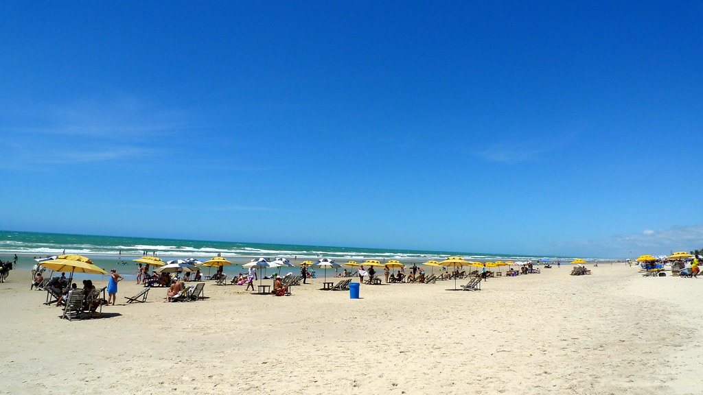 Turismo em Fortaleza: praia do Futuro