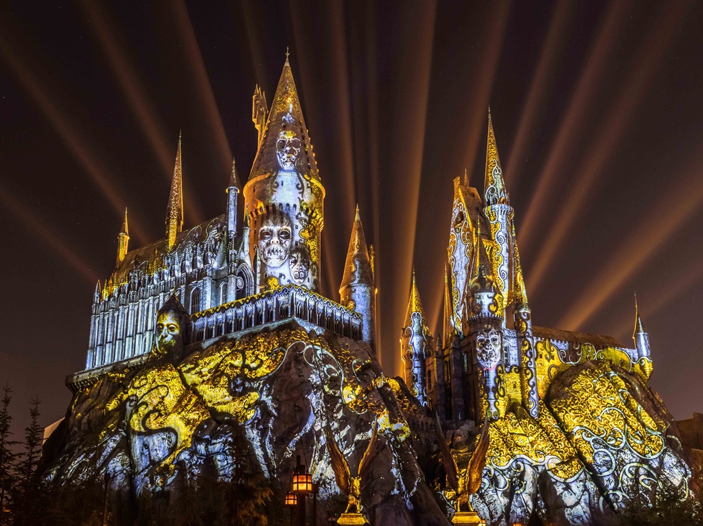 Universal lança novo show de luzes do Harry Potter; veja atrações do bruxinho em Orlando