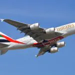 Emirates inicia testes de embarque biométrico em voos para os EUA