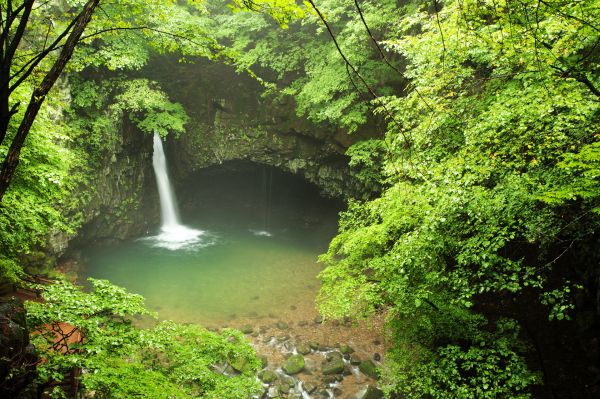 Vista da Bidulginang Waterfalls, na Coréia do Sul | Divulgação 