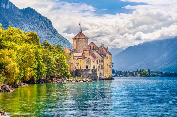 O Lago Leman fica na divisa da Suíça e da França | Divulgação 