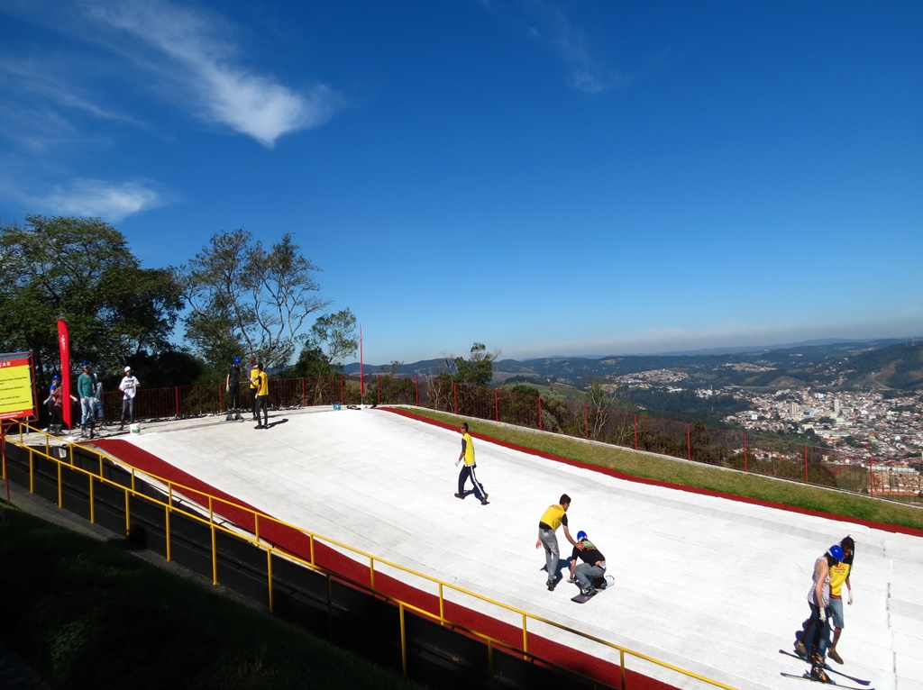 Esportes, aventura e muito mais no Carnaval no Ski Mountain