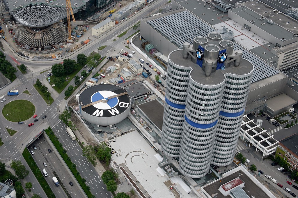 Museu da BMW pode ser visitado pelo celular; veja imagens