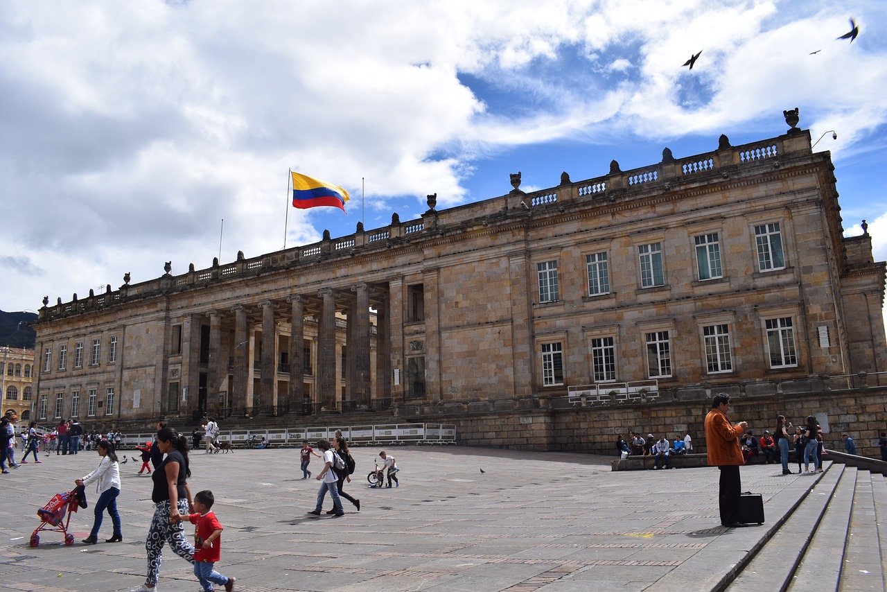 Covid-19 pelo mundo: colombiano fala sobre o atual cenário em Bogotá