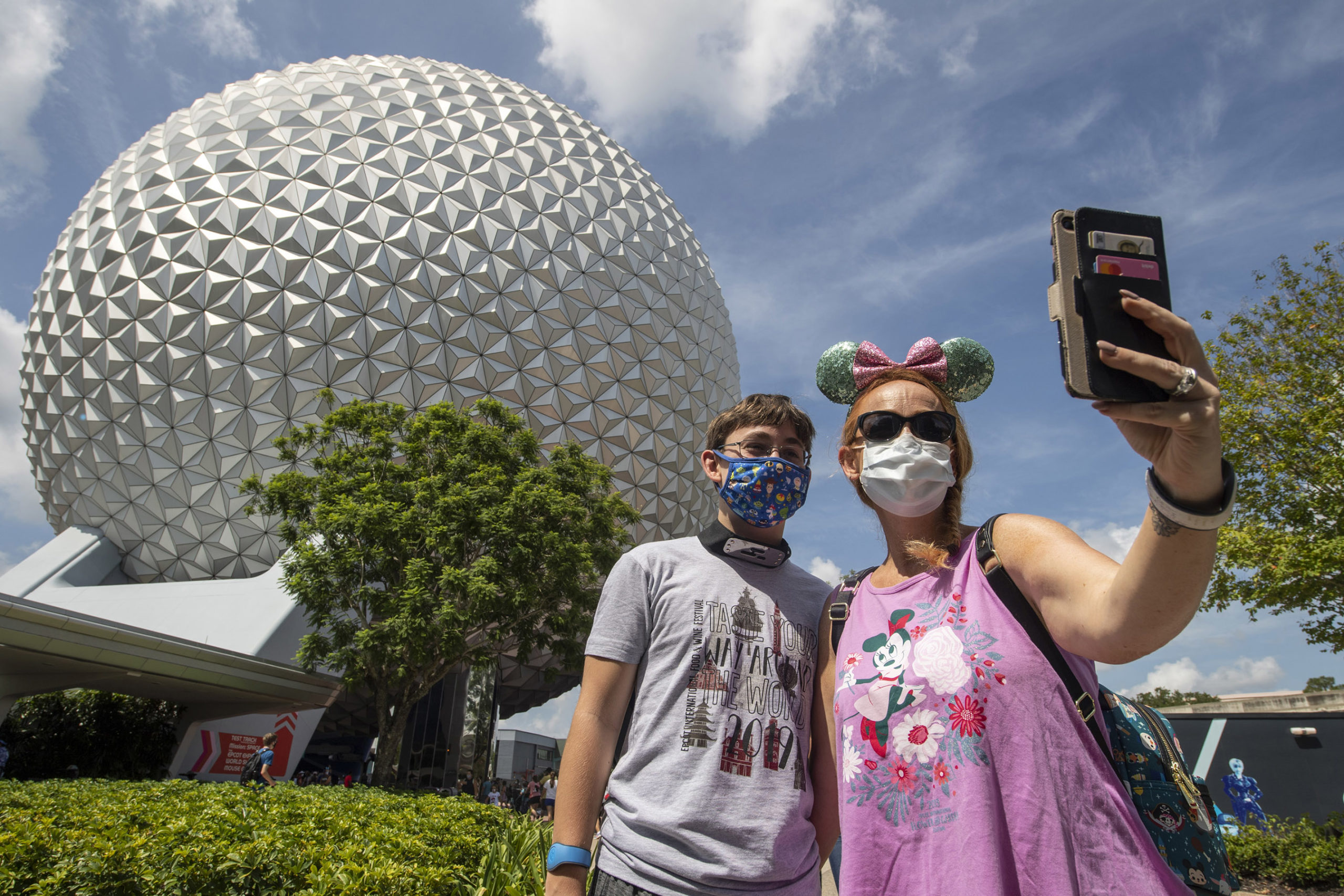 50 fotos mostram como está sendo a reabertura da Disney World