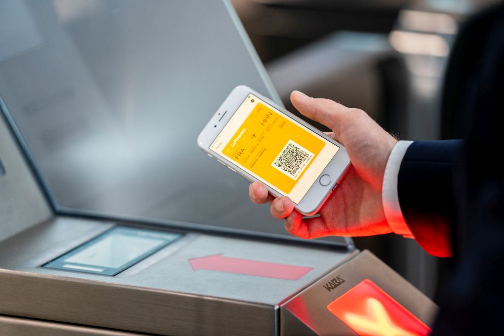 Lufthansa usa sistema de QR code para check-in de pessoas vacinadas