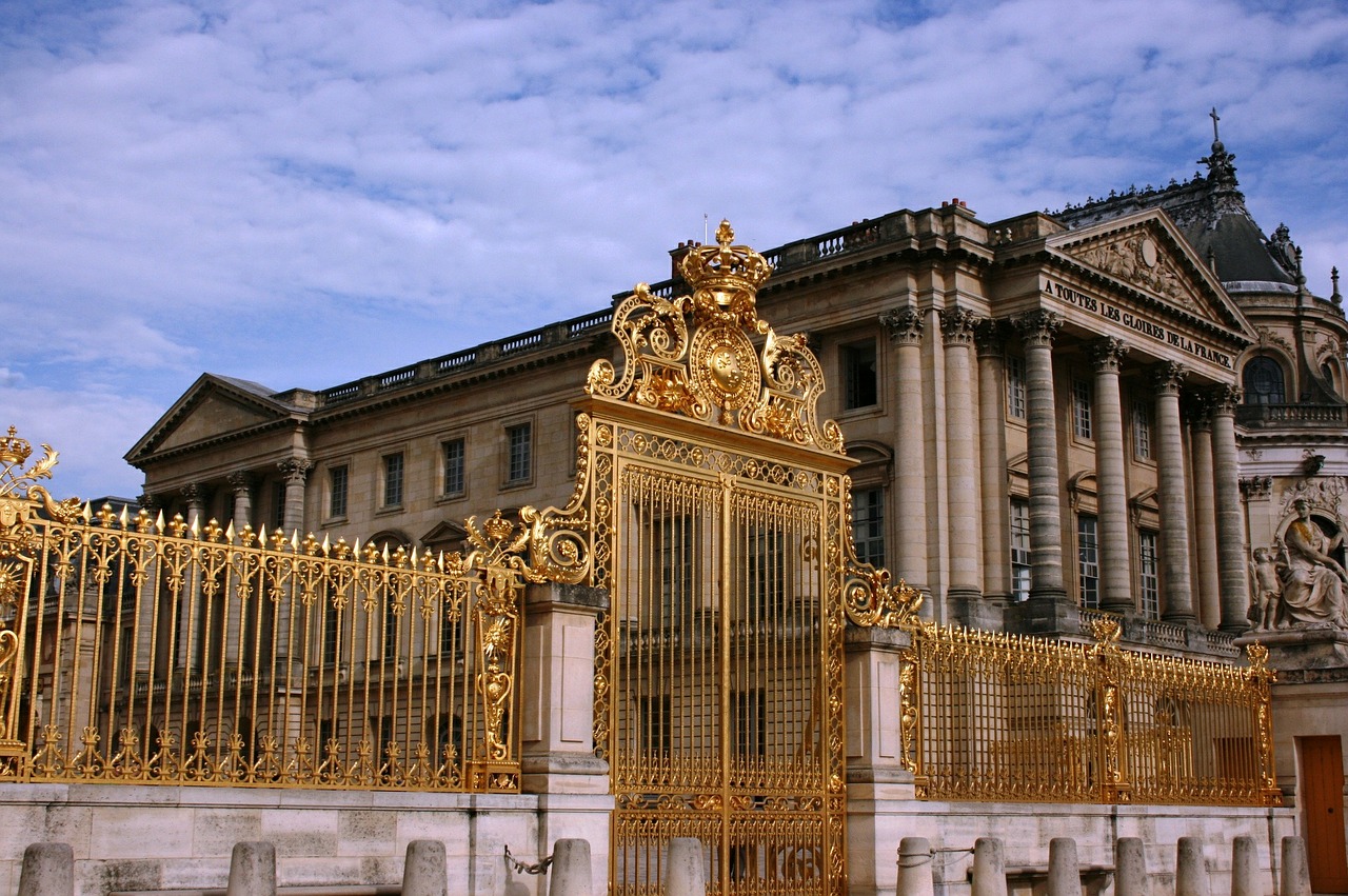 Hotel de luxo é inaugurado dentro do Palácio de Versalhes