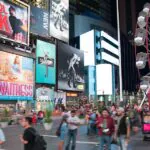 Vacinados andam de graça em nova roda-gigante da Times Square