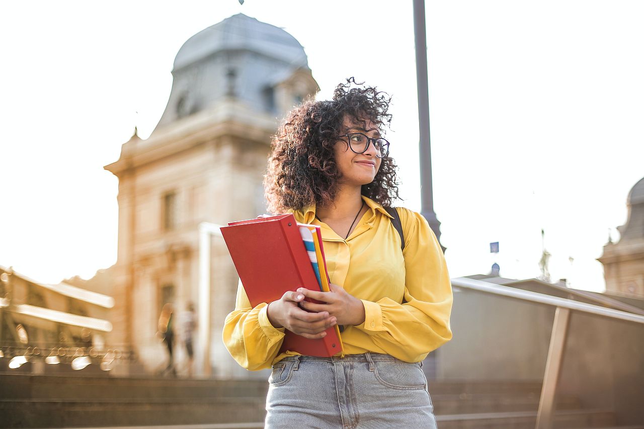 Dia do Estudante: 5 destinos perfeitos para fazer intercâmbio