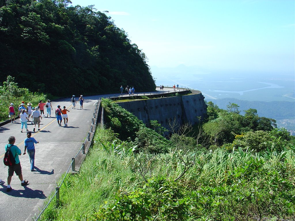 Passeio pela Estrada Velha de Santos é boa opção para as férias