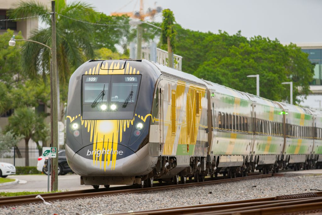 Trem bala que ligará Miami a Orlando ganhará novas estações em 2022