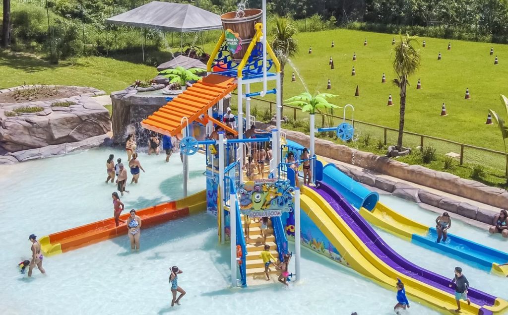 Parque aquático Thermas da Mata é boa opção perto de São Paulo