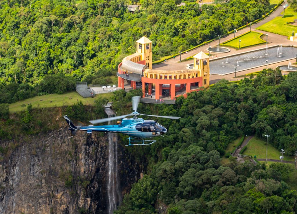 Voos panorâmicos são retomados em Curitiba