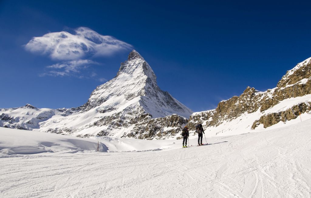 Zermatt, na Suíça, lidera entre as melhores cidades para esquiar – Veja o ranking completo