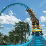 Montanha-russa de surf do SeaWorld é inaugurada em Orlando