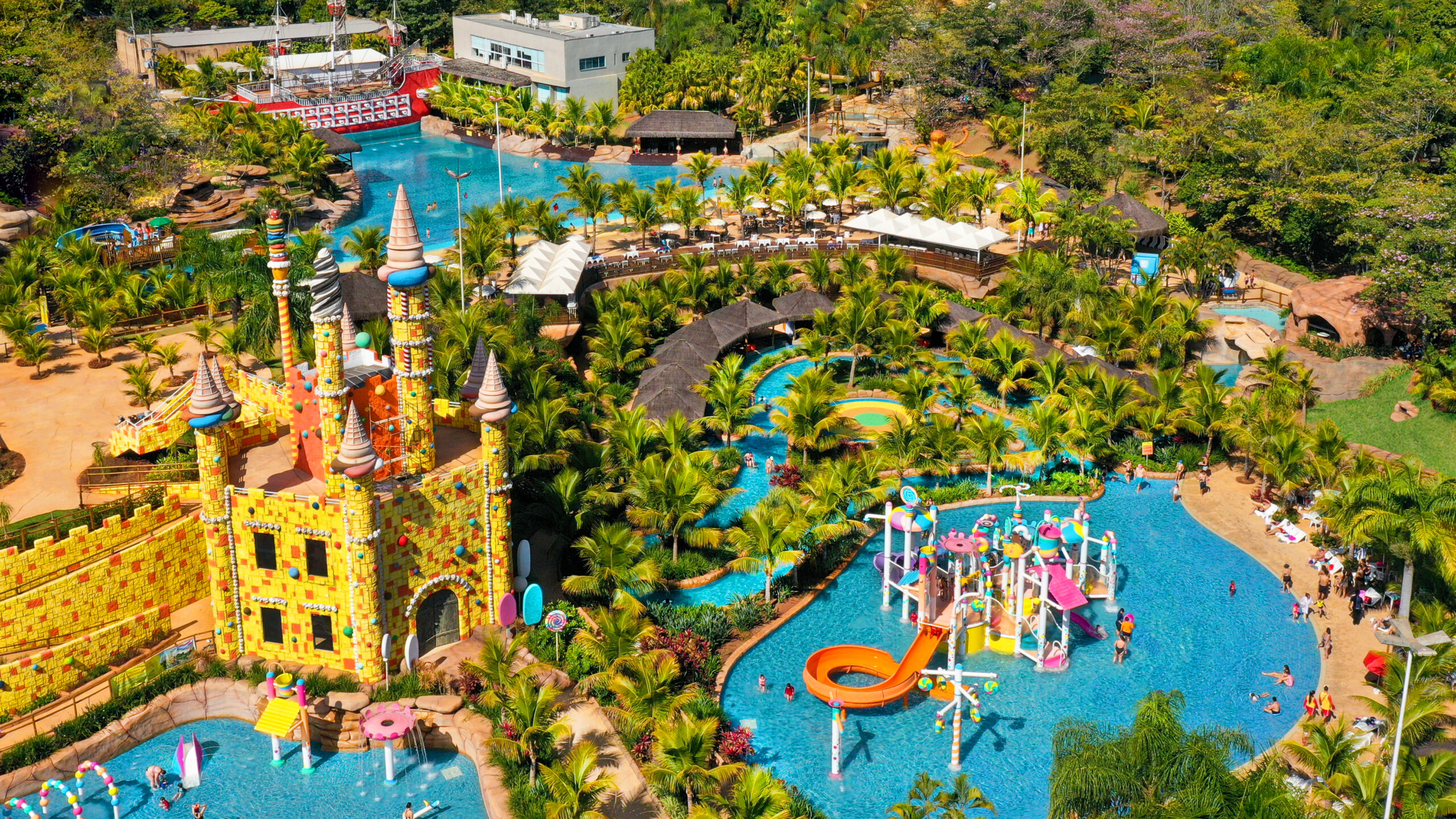 Como é o Thermas Water Park, parque aquático em São Pedro