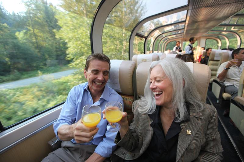 As viagens de trem de luxo mais incríveis ao redor do mundo