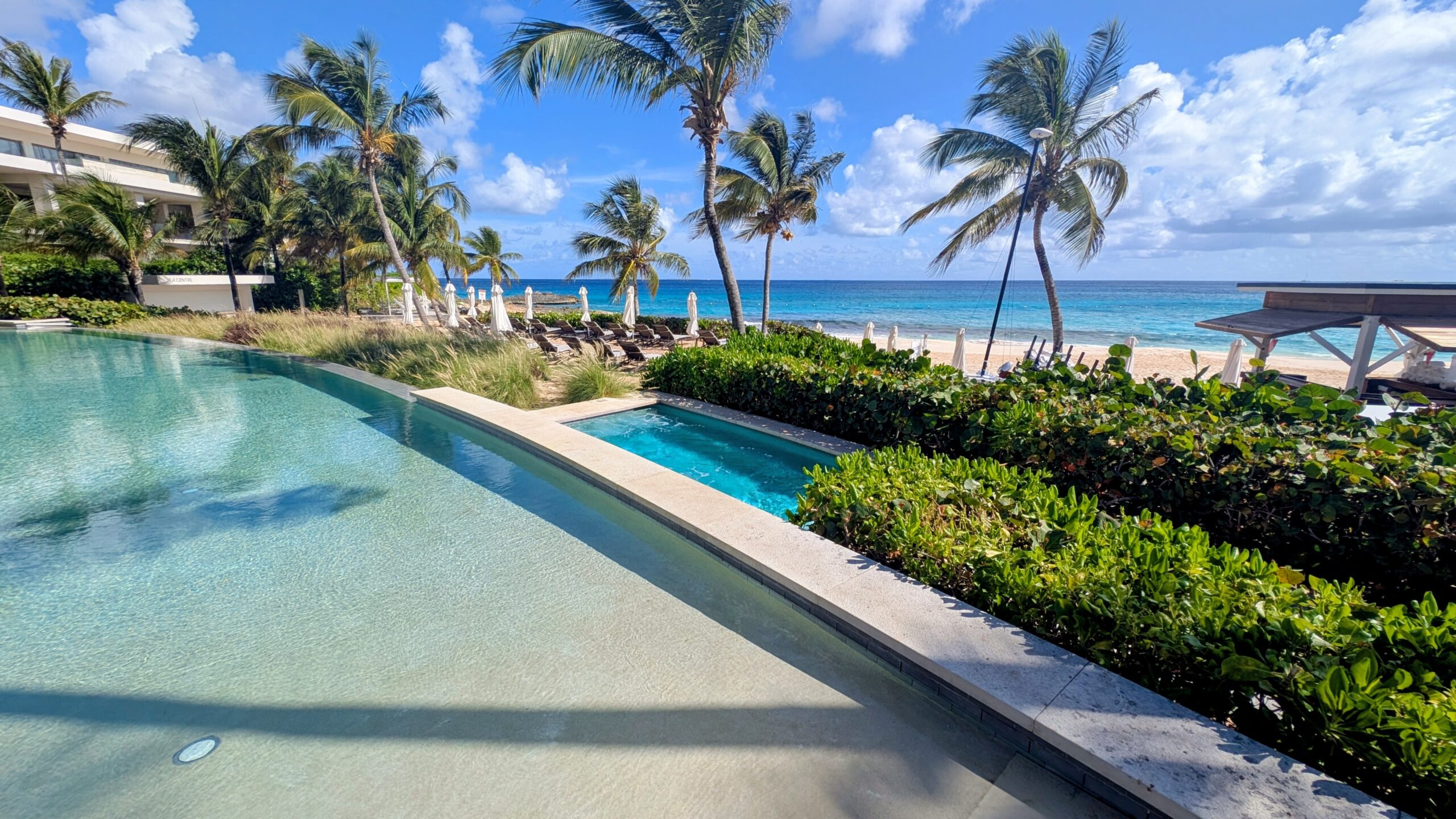 Como é ficar no Four Seasons Resort and Residences Anguilla, um dos melhores hotéis do Caribe